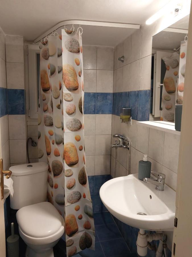 Anibo Studios And Apartments Zero Point 52 Salonicco Esterno foto